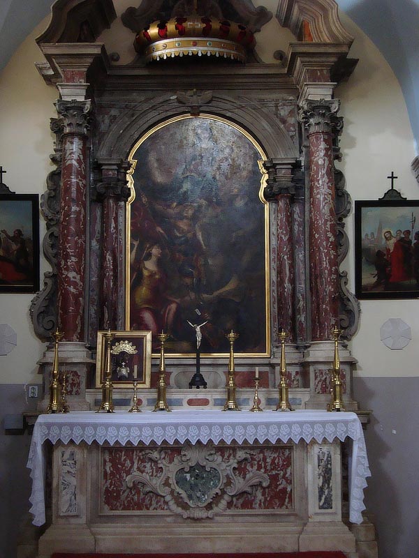 Oltar Gospe od Pompeja Oltar Gospe od Pompeja